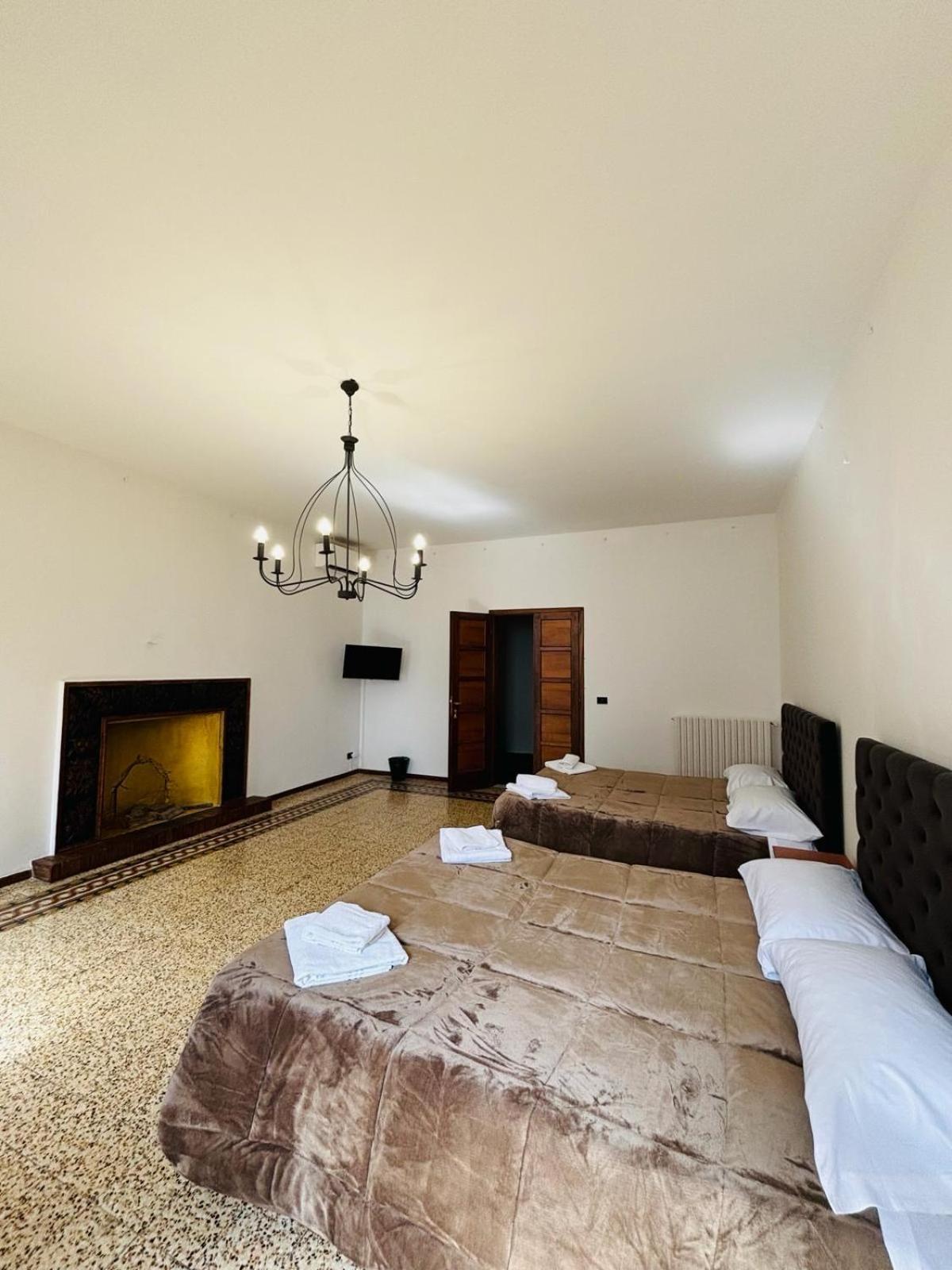 Best Bnb Albizi 佛罗伦萨 外观 照片